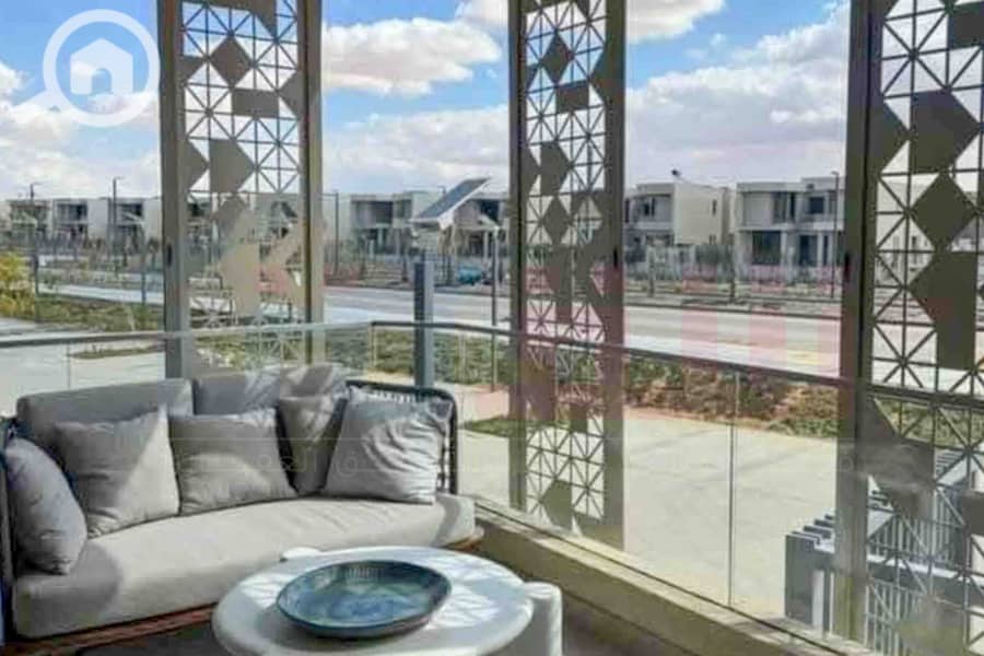 10 WhatsApp Image 2025-11-02 at 10.35. 04 PM (1). jpg