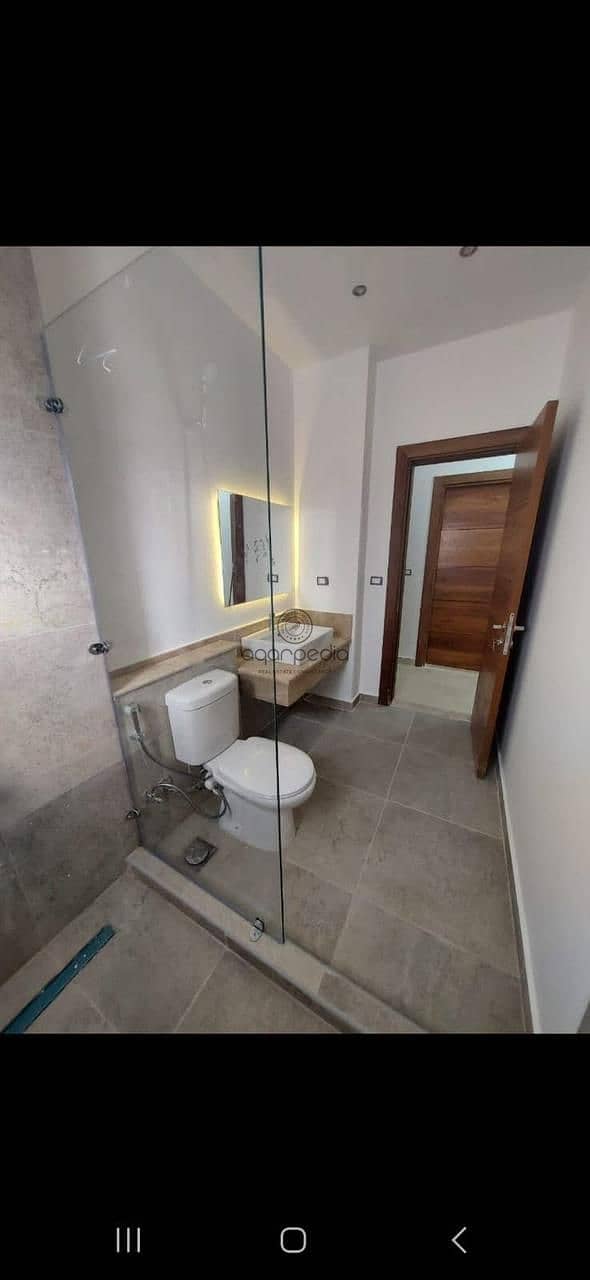 2 WhatsApp Image 2025-09-24 at 12.07. 17 PM. jpeg