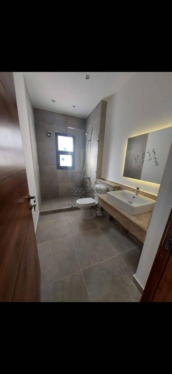 5 WhatsApp Image 2025-09-24 at 12.07. 21 PM (2). jpeg