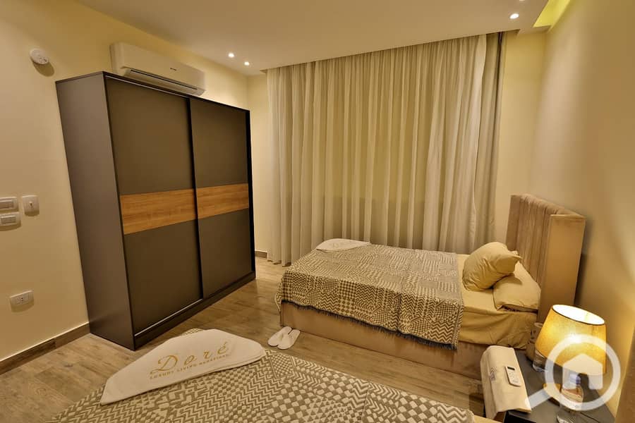 5 WhatsApp Image 2025-11-08 at 1.39. 11 PM (4). jpeg