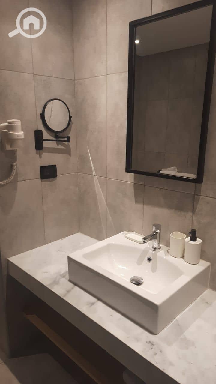 5 WhatsApp Image 2025-11-03 at 19.10. 52 (1). jpeg