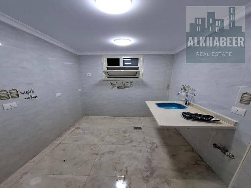 7 9d2786f4-af31-4516-b02c-b38c1e867703. jfif. jpg