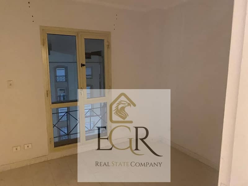 2 0fe454b0-2a6b-4561-b4a8-2adceb69411f. jpeg