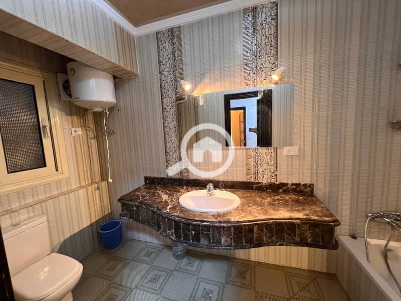 11 IMG-20251108-WA0008. jpg