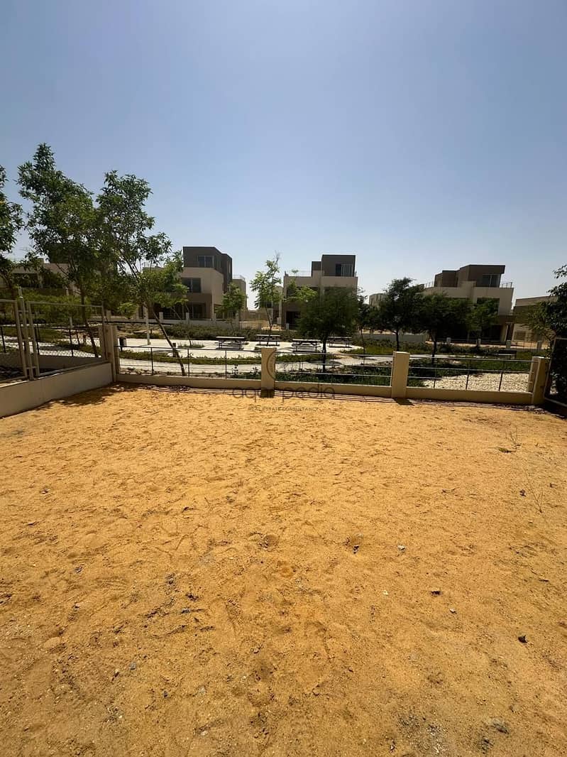 3 WhatsApp Image 2025-09-24 at 2.40. 10 PM. jpeg