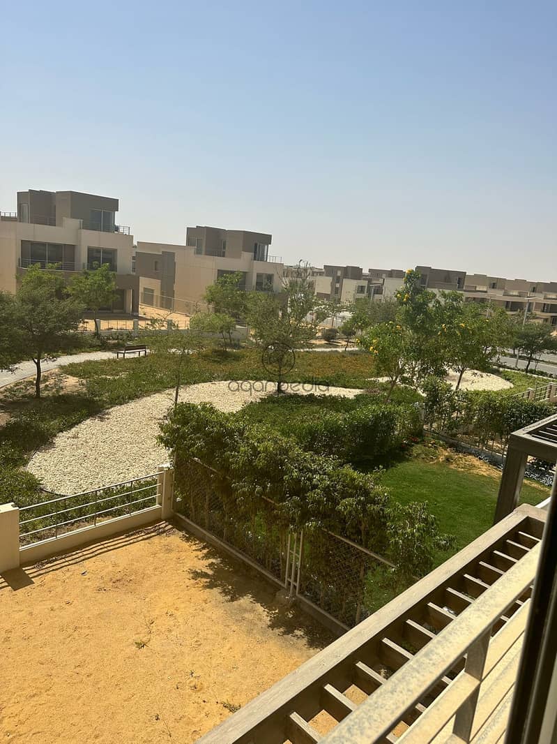 11 WhatsApp Image 2025-09-24 at 2.40. 21 PM (1). jpeg