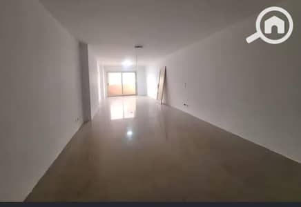 مکتب  للايجار في سموحة، الإسكندرية - 325b5fc3-f9da-48fa-9f20-be554264b08a. jpg