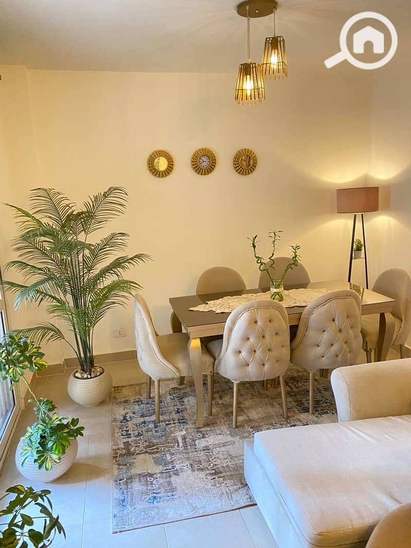 5 232aa853-bb24-4ea7-8be0-5c19f76bc640. jpeg