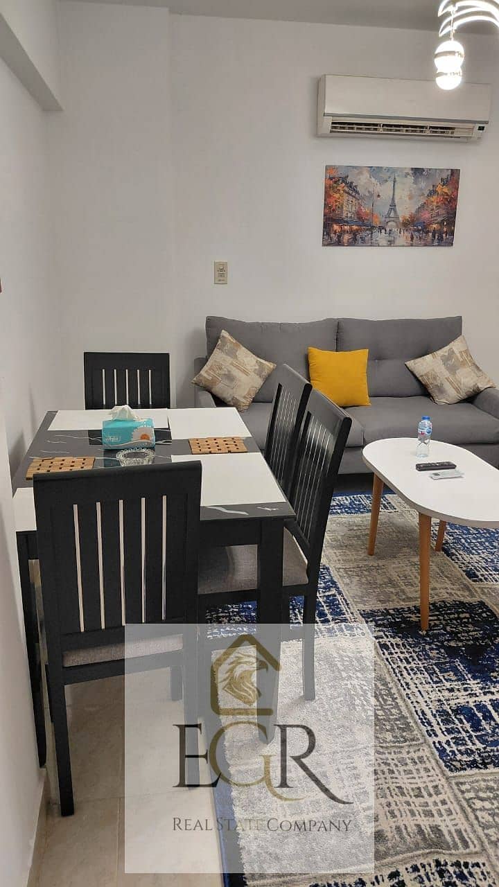 7 cb8c924c-a12a-468d-93cf-ad979dd3a745. jpeg