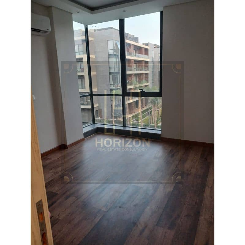 4 WhatsApp Image 2025-11-08 at 4.47. 13 AM. jpg