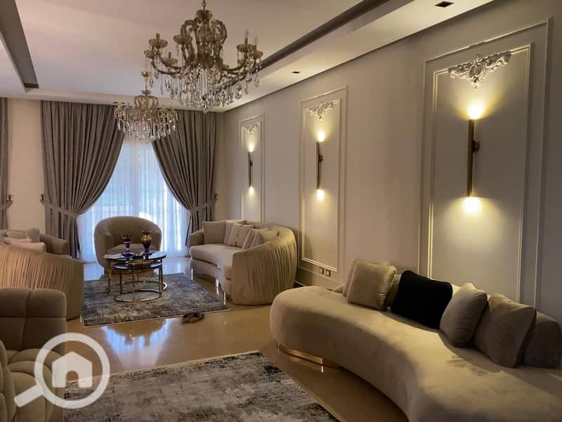 10 fb89a4cf-7673-4ddd-8f97-0e49bcad9b22. jpeg