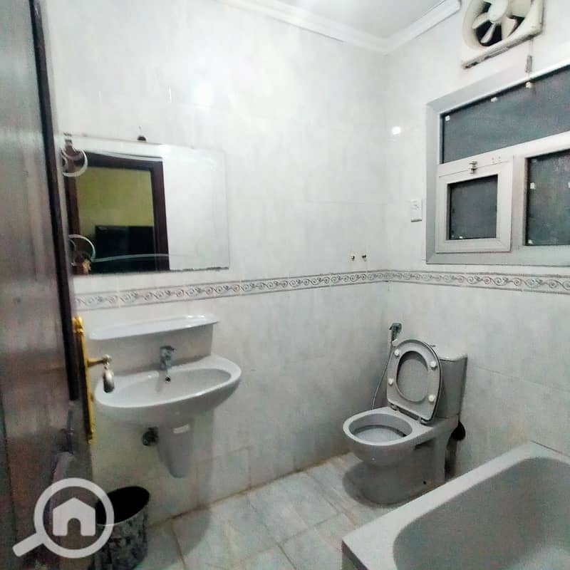 5 WhatsApp Image 2025-11-06 at 10.39. 03 AM. jpeg