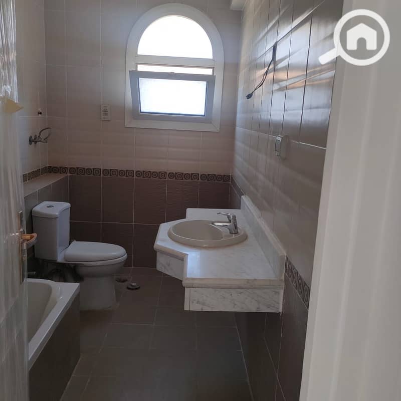 7 صورة واتساب بتاريخ 1446-03-13 في 14.19. 38_291ec886. jpg