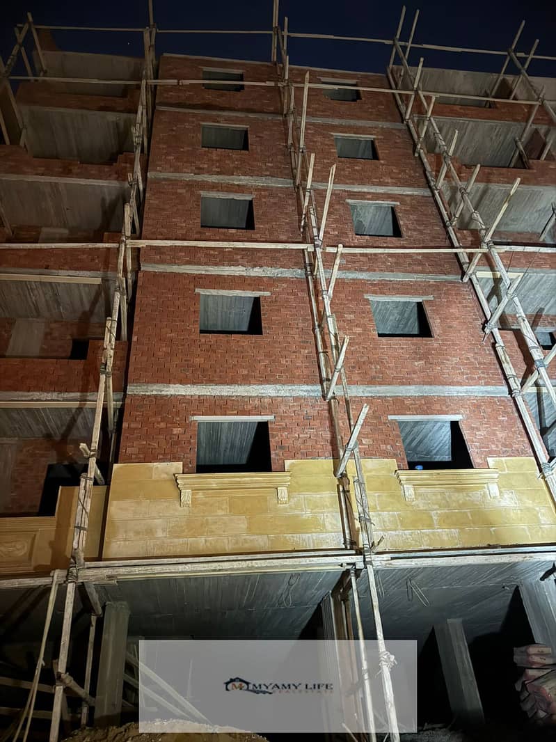 5 e79fb43c-aca0-4b40-9e8d-569b34689ddb. jpg