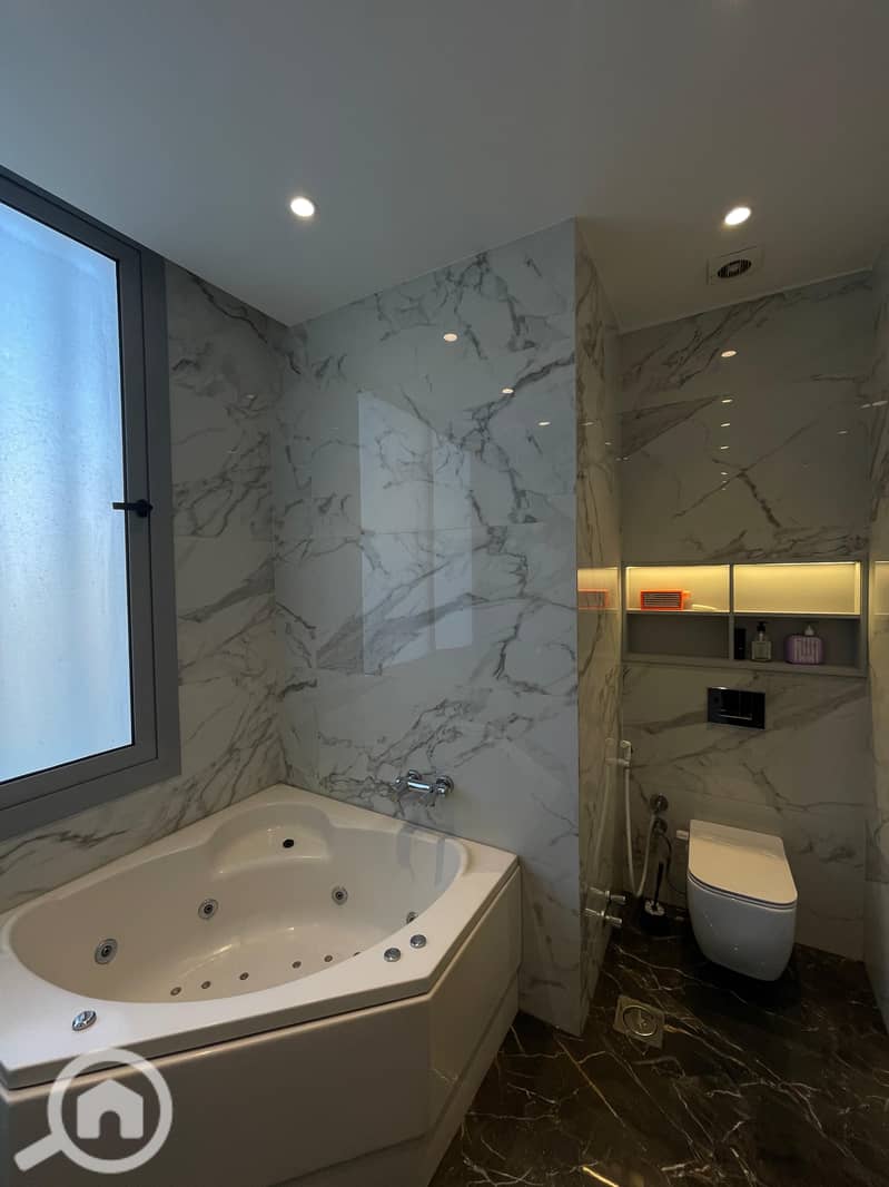 9 014eeb17-f82d-4073-b2e1-0bd335e5202e. jpeg