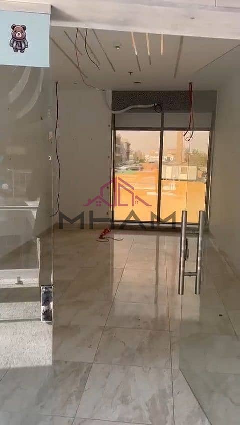 3 photo_5793951766557690712_y. jpg