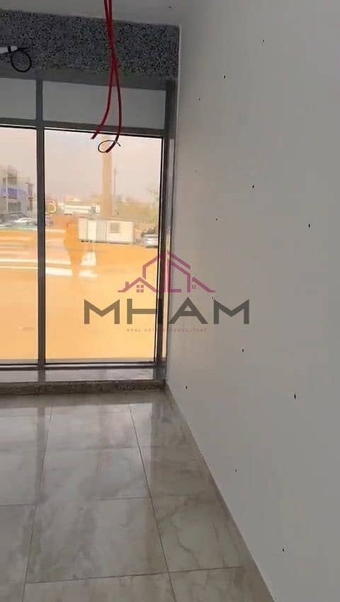 4 photo_5793951766557690713_y. jpg