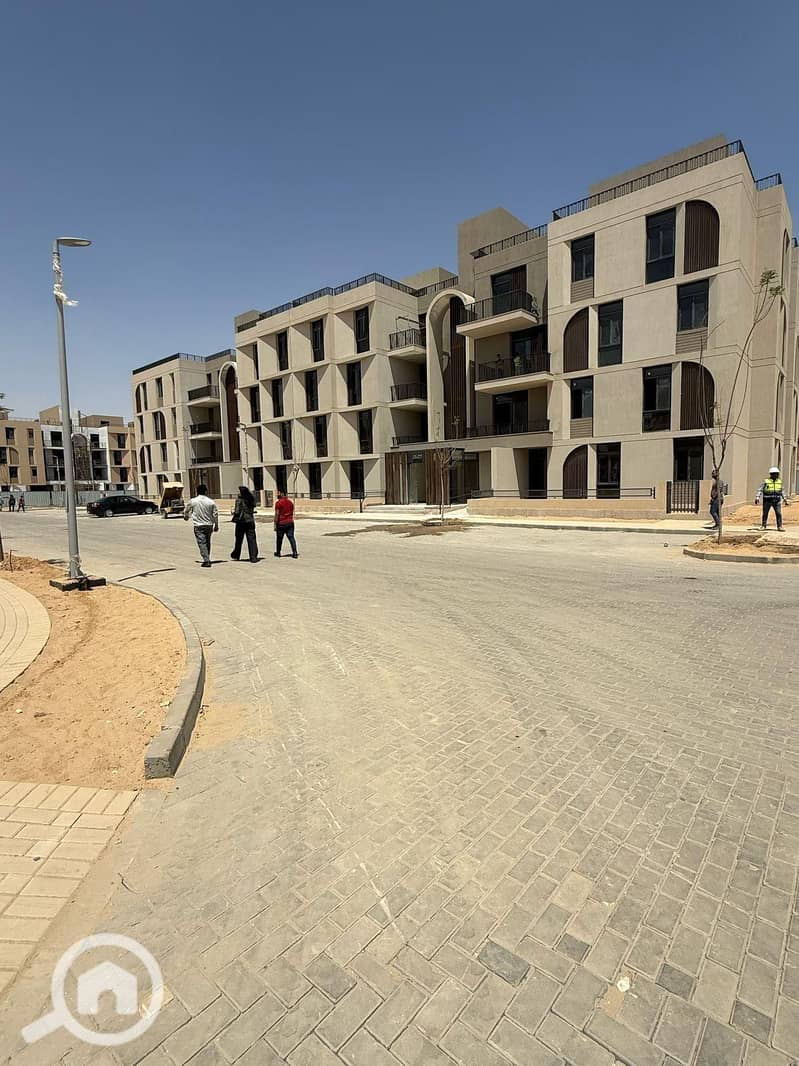 8 7453e83c-77e6-476a-b3cc-d83f233a7d8d. JPG