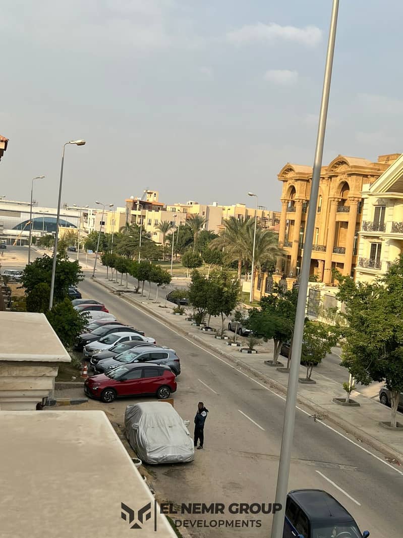 2 7c06b291-8410-4d12-a624-816bc977e597. jpg