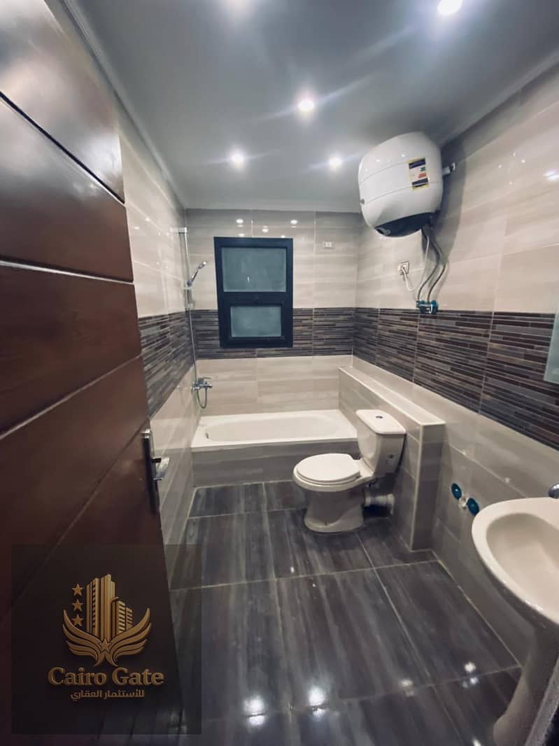 2 9a3452db-4e30-43e9-b806-db9230b742fb. jpg