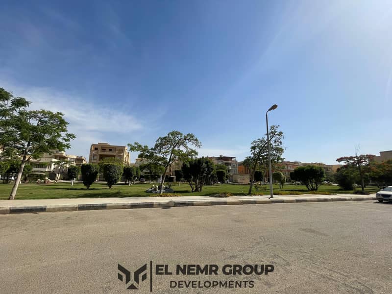 8 e5b08812-c560-4c74-aa8d-58316749e162. jpg