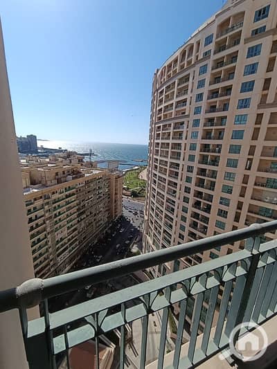 شقة 2 غرفة نوم للايجار في سان ستيفانو، الإسكندرية - WhatsApp Image 2025-11-04 at 10.39. 29 PM. jpeg