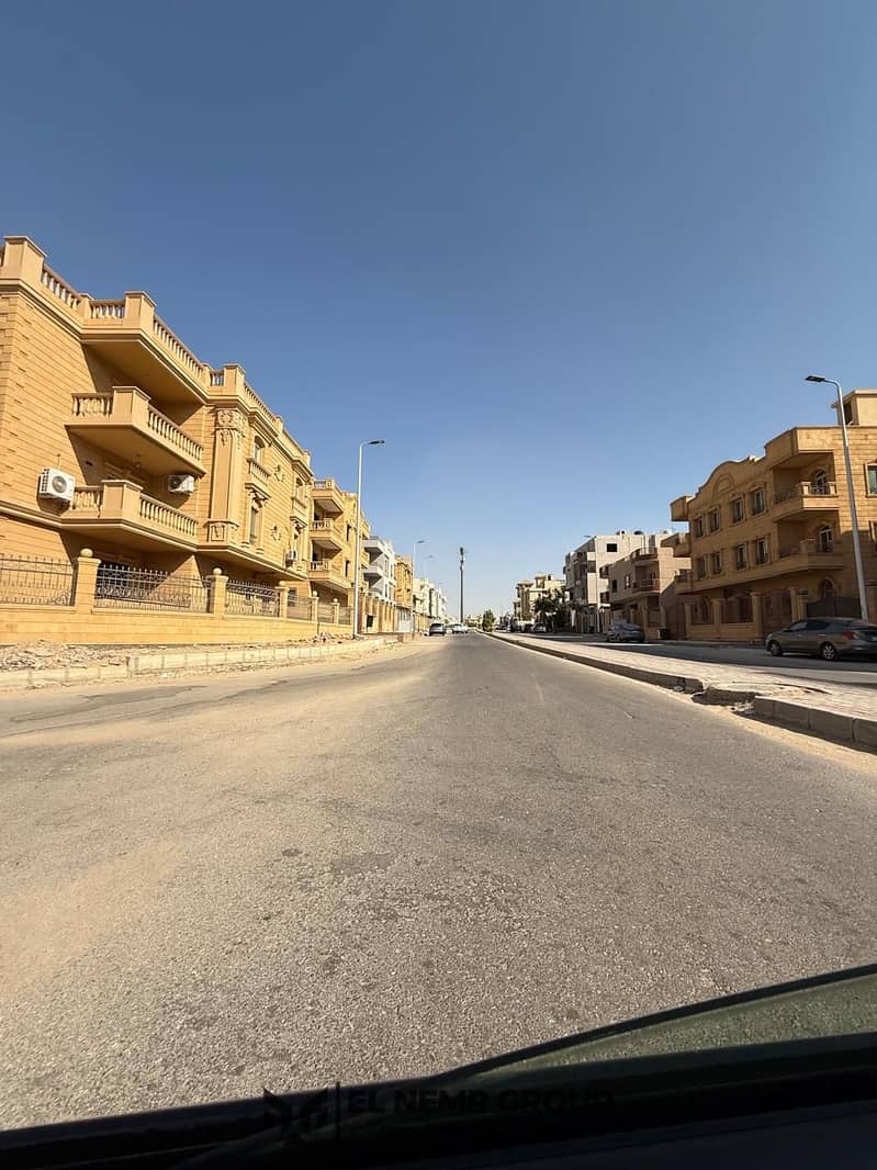 10 310baad6-a16c-4969-abb0-ec679a24ed4d. jpg