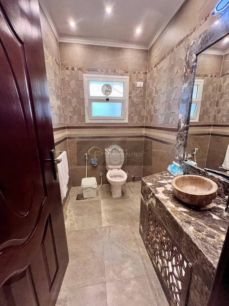 3 7c200669-8a22-41bd-9275-2e3c3edcef8c. jpg