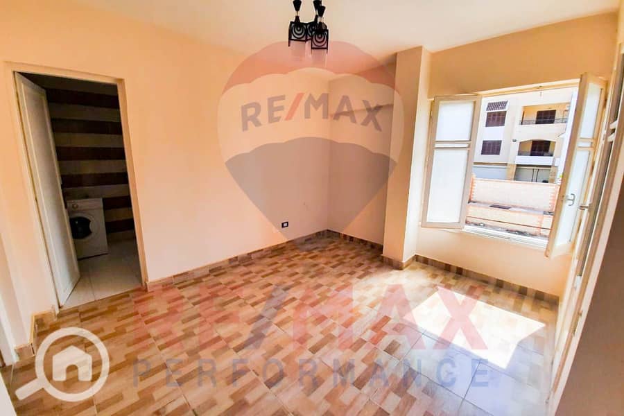 6 WhatsApp Image 2025-10-15 at 3.40. 39 PM. JPG