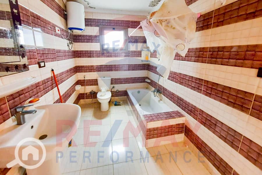 26 WhatsApp Image 2025-10-15 at 3.40. 35 PM (1). JPG