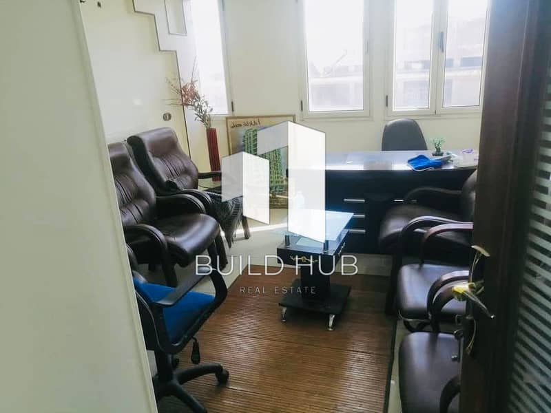 3 30c6d33a-a8f7-4c66-b946-441f7de2fbde. jpeg