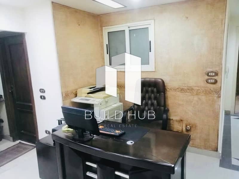 5 3c3bda38-8b93-47ea-9d12-617bef3a67a2. jpeg