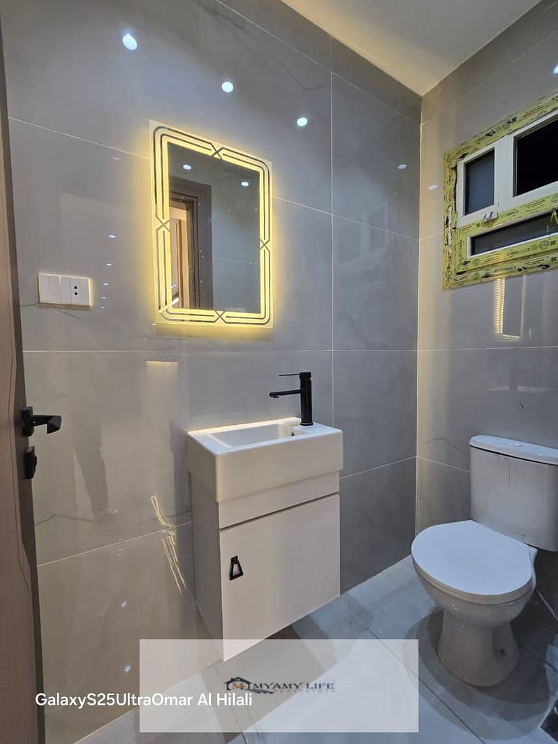 2 WhatsApp Image 2025-11-06 at 11.09. 23 AM. jpeg