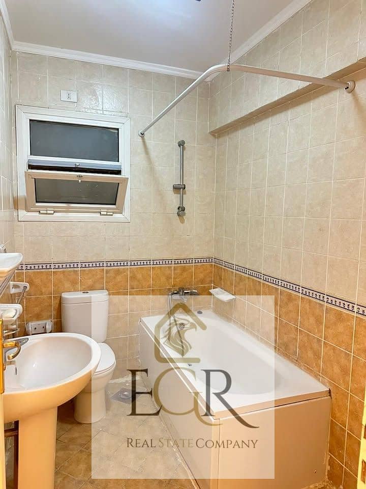 10 578372878_2145337225999095_4742621684524679848_n. jpg