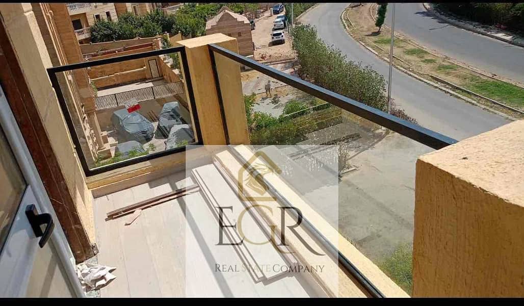 8 f6ad9faa-a7a3-497d-ad07-926572411955. jpg