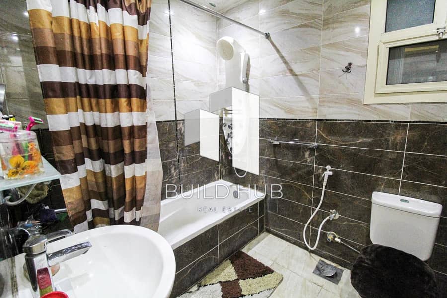 7 1d46c8a6-b195-40d6-a14a-a12c3c67dba5. jpeg