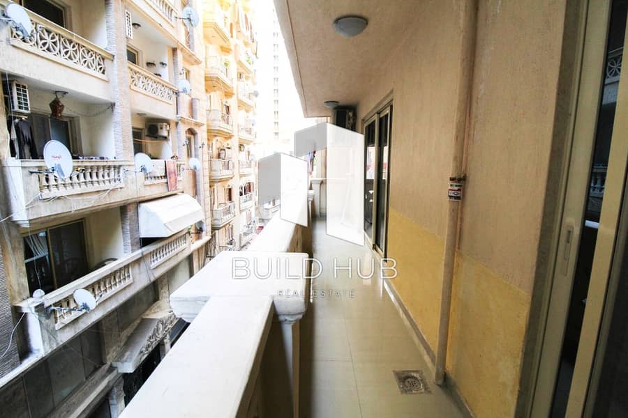 8 f6228ae4-a8ac-4a9b-8c37-0690eca00659. jpeg