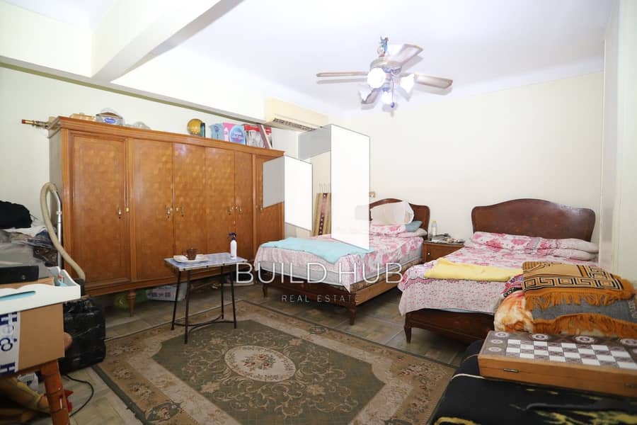 6 30abbfd5-8956-49af-b2c5-2c79f7e8463d. jpeg