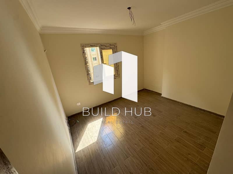 4 f780dddf-ae27-4c7c-8587-1a75c515c244. jpeg