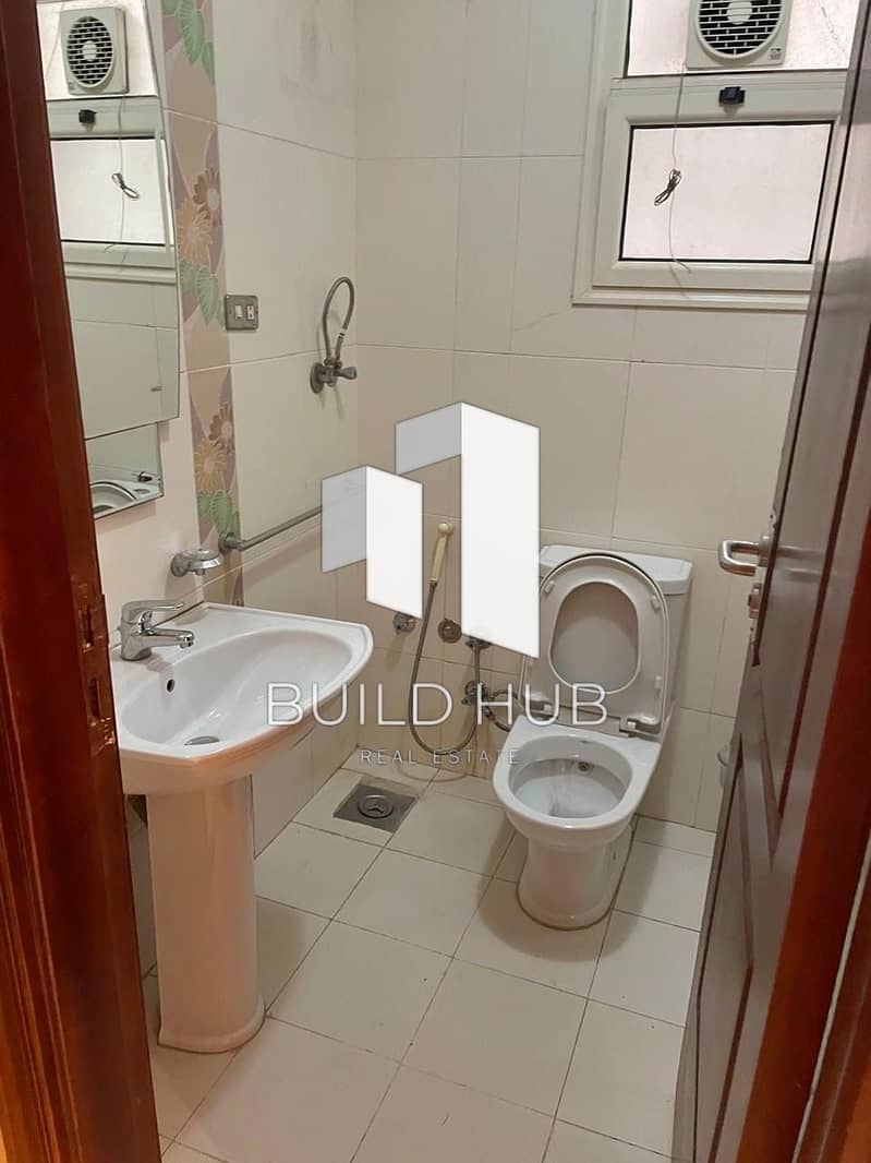 9 3efb19ad-5af1-47c2-88a3-68d8f99f02eb. jpeg