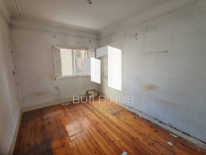 4 561b264b-cb7e-4e25-87f7-9a2a28e0c9f7. jpeg