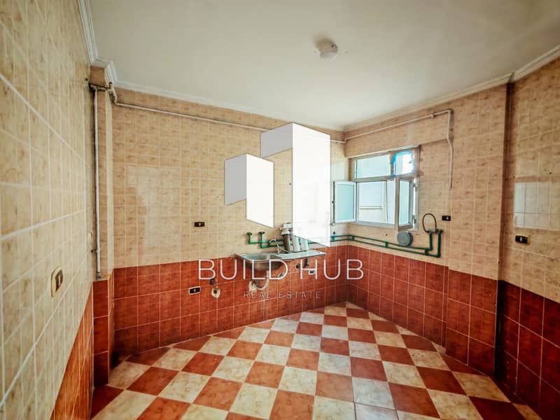 16 60a6ac83-6605-4de2-b6c6-e09111477596. jpeg