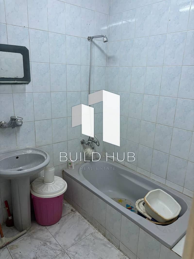 10 c5c80577-e3f3-49a5-b601-96cd1e5c1d9c. jpeg