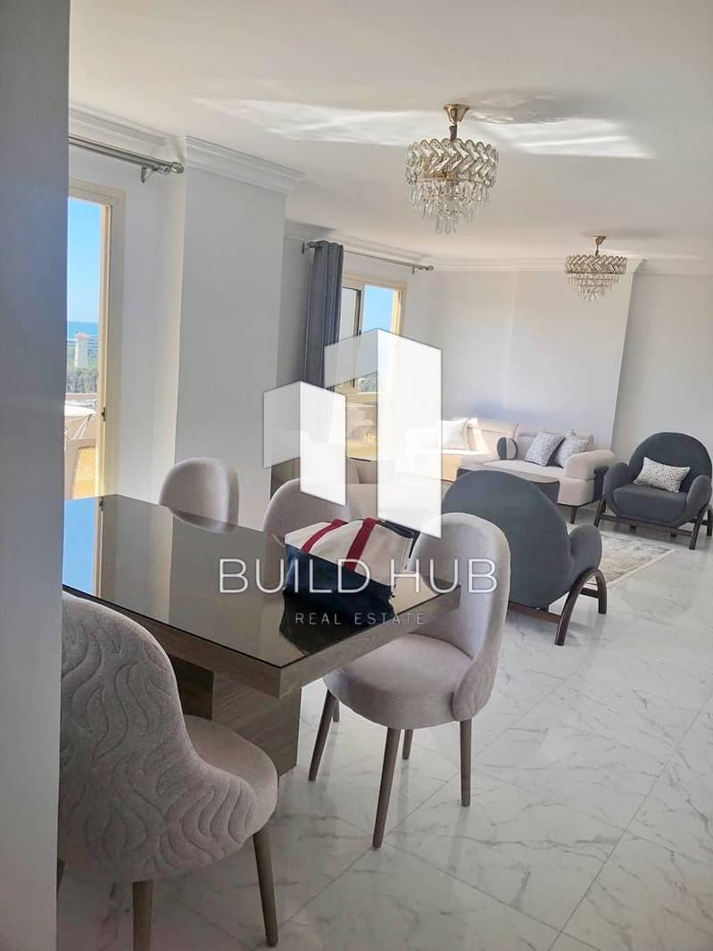 5 4f514d94-1a57-48e8-8eac-1a716fc8d030. jpeg