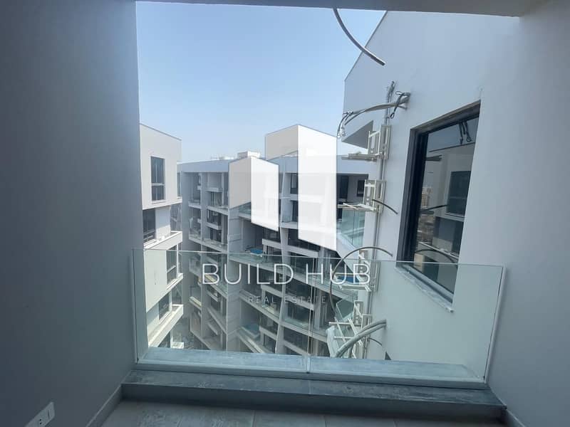 10 2df711ac-968e-4979-98f8-a938df4187b2. jpeg