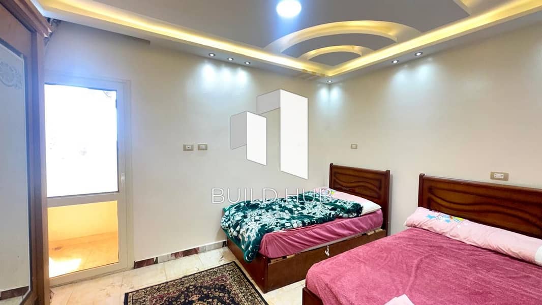 8 2a5953d5-109d-43b7-8a56-5784e00005d4. jpeg