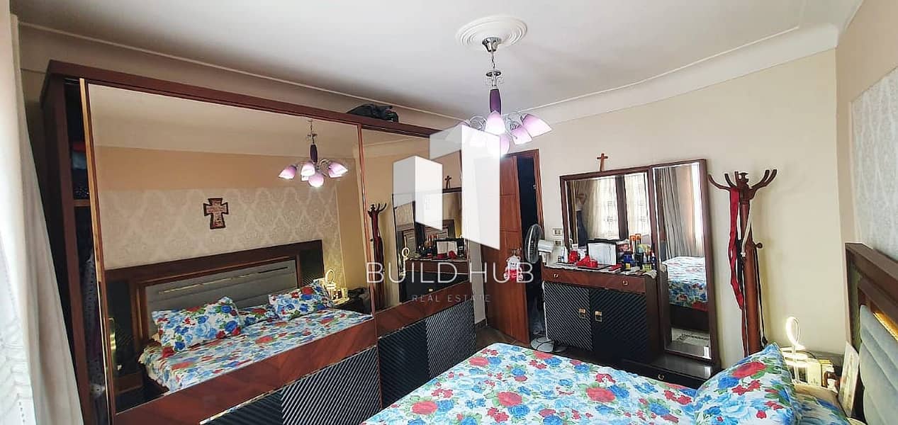 4 5bdca3a7-ed7d-4017-a44a-4e027fc6049d. jpeg