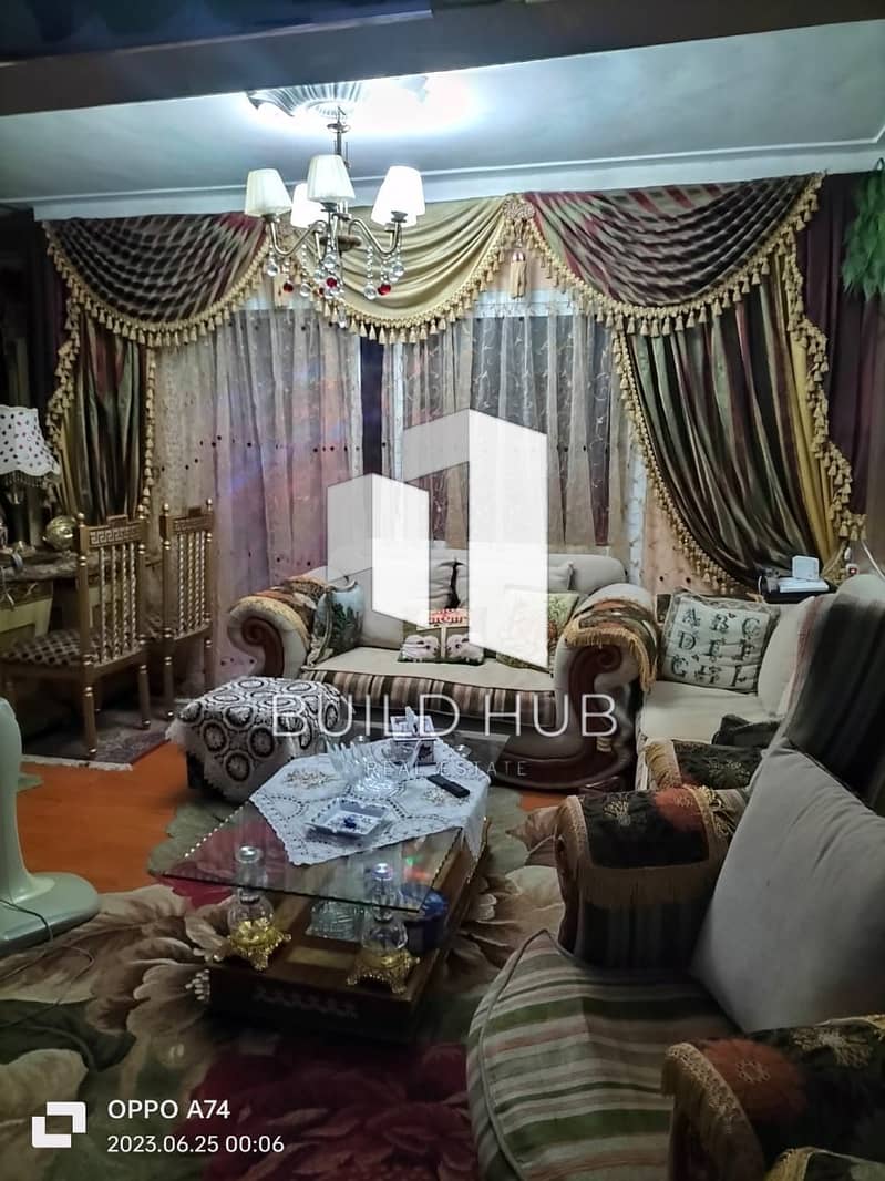 5 2fc7b1f4-5686-4e80-8b8b-ee02642a3e43. jpeg