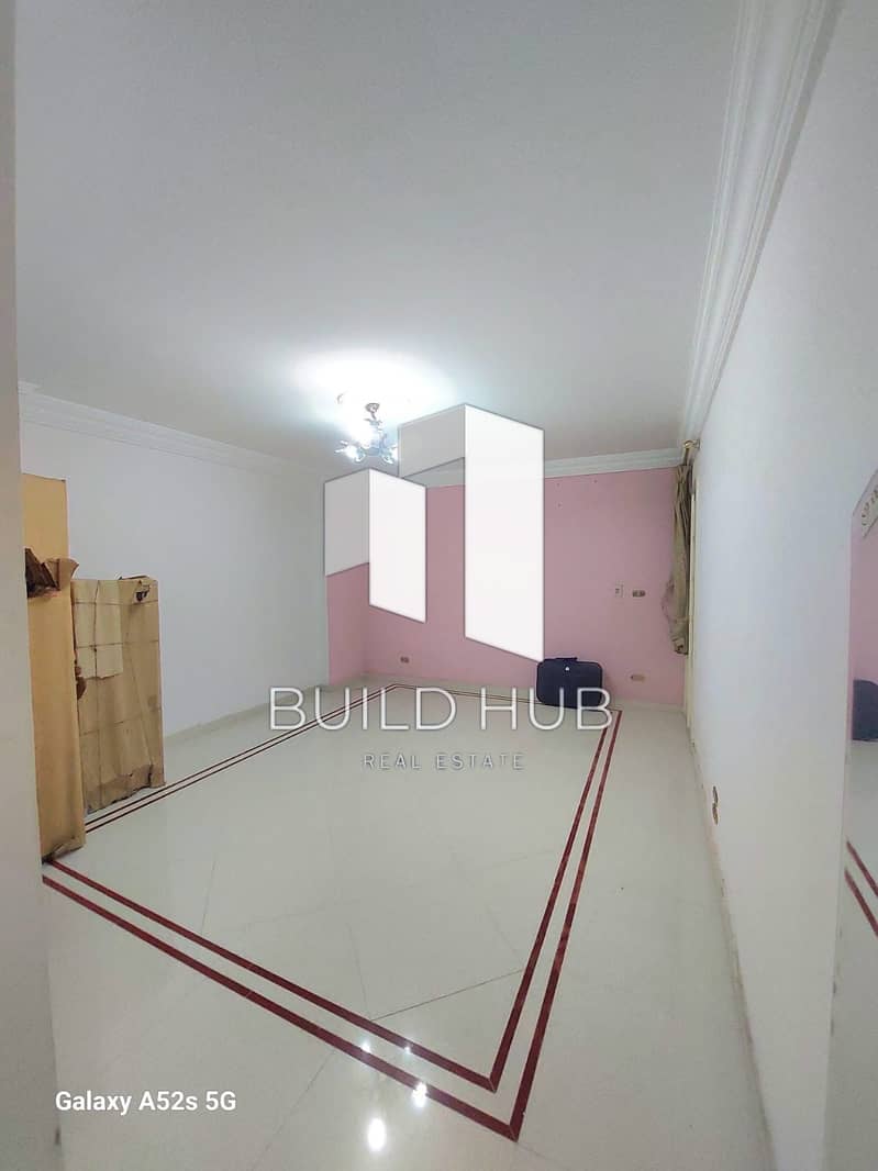 4 3fb0dd22-0457-4b0a-ab01-792e5cc09c44. jpeg