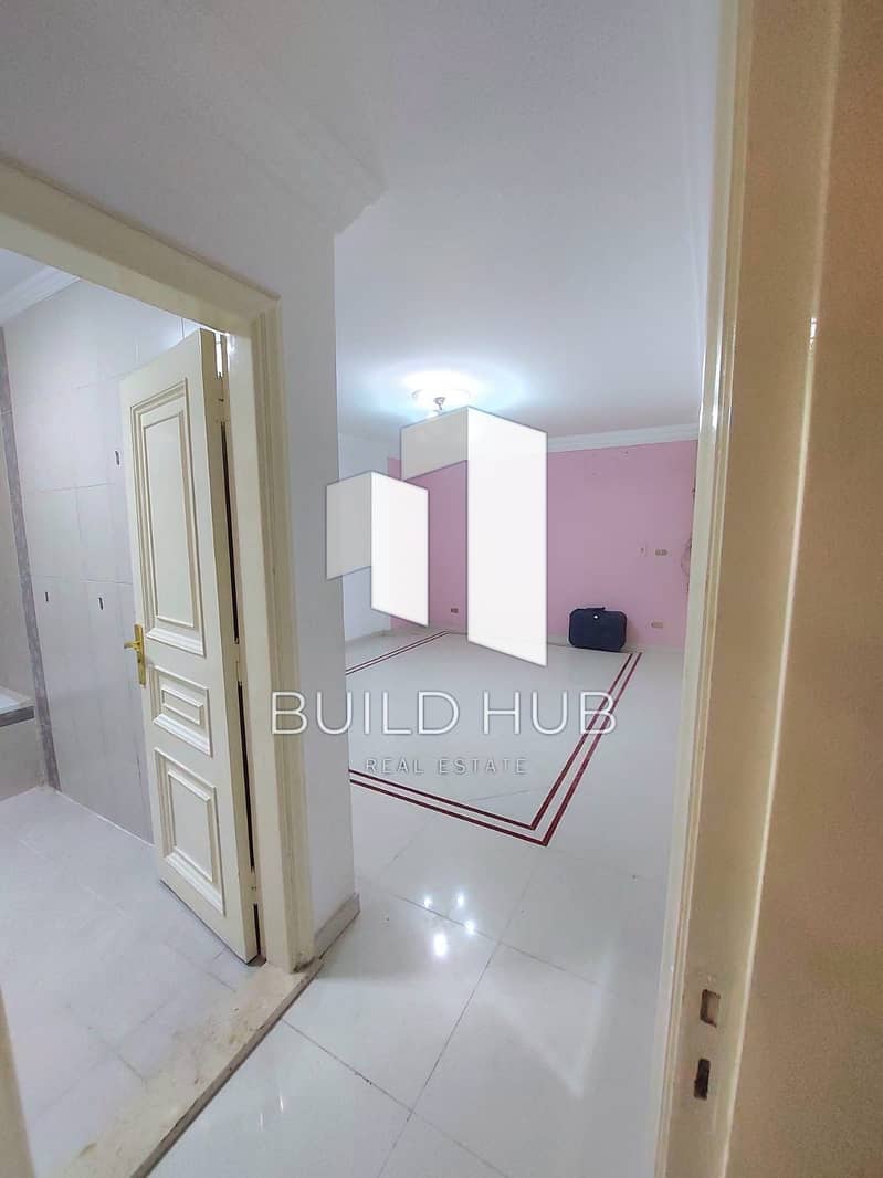 6 1da381cc-1c19-4a8e-a96f-f6d8dcf05b3c. jpeg